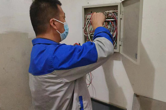 消防维保公司,配件更换、应急响应是否额外收费?